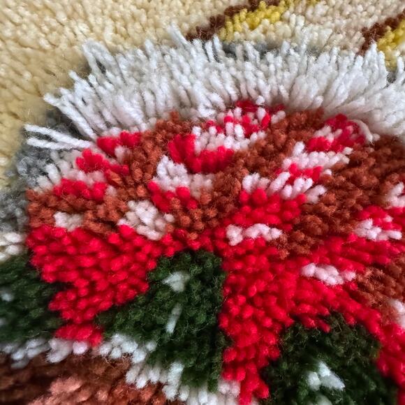 Indian Chieftain Native American Warrior Headdress Latch Hook Rug 34" Western - Picture 8 of 13